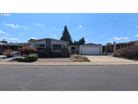 1055 Lockhaven Dr N #83, Keizer, OR 97303
