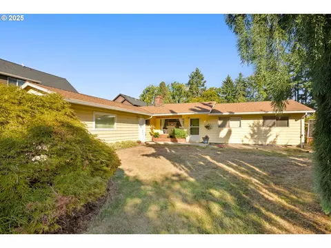 1520 NE 103rd Ave, Hillsboro, OR 97006