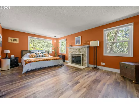 Bedroom - 2696 Terrace View Dr, Eugene, OR 97405 photo 1 of 7