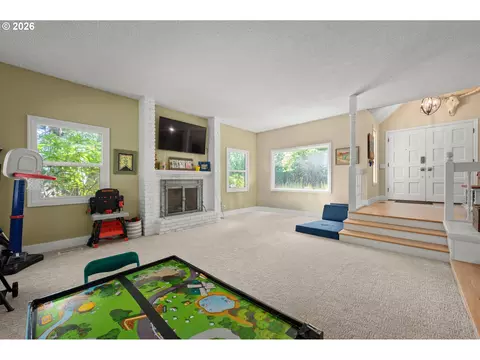 Living - 2696 Terrace View Dr, Eugene, OR 97405 photo 2 of 7