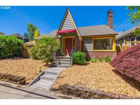 3315 SE 15th Ave, Portland, OR 97202