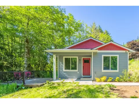 571 N Bear Creek Rd, Otis, OR 97368