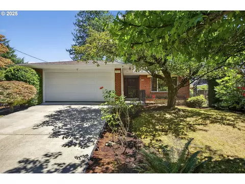 7806 N Washburne Ave, Portland, OR 97217