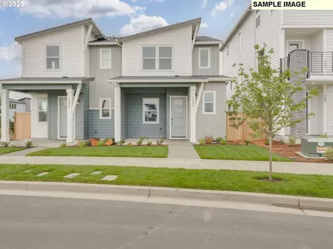 8367 SE Blanton St, Hillsboro, OR 97123