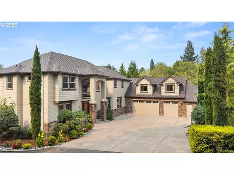 5716 SW Hamilton St, Portland, OR 97221