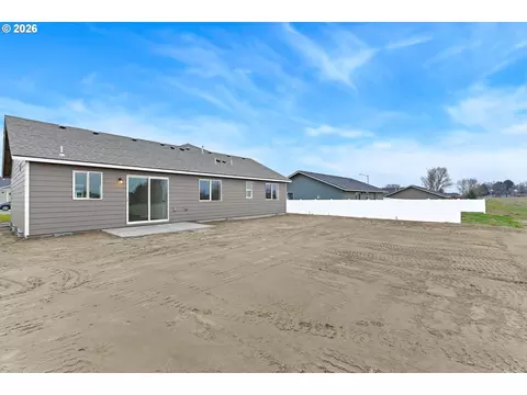 Exterior - 145 SW Eagle Dr, Boardman, OR 97818 photo 4 of 4