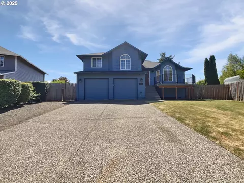 3205 NE 3rd Ave, Hillsboro, OR 97124