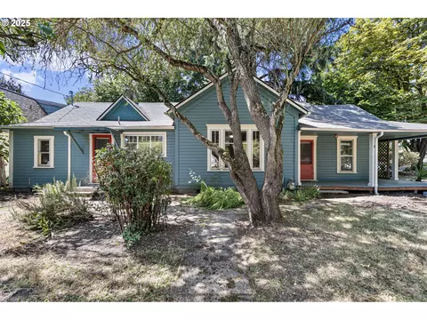 1112 W 8th Ave, Eugene, OR 97402