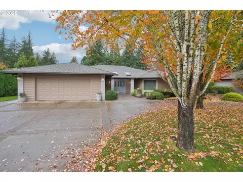 1875 NW Doral St, Mcminnville, OR 97128