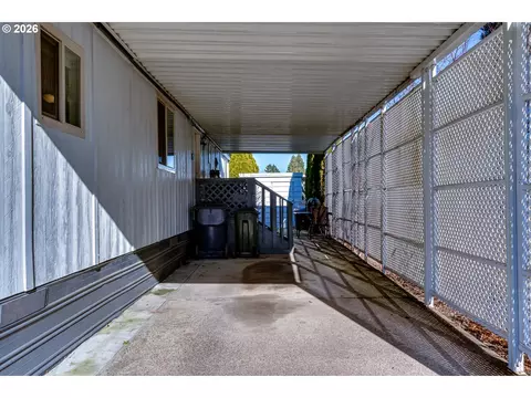 1400 Candlelight Dr #231, Eugene, OR 97402 photo 33