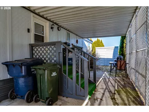 1400 Candlelight Dr #231, Eugene, OR 97402 photo 34