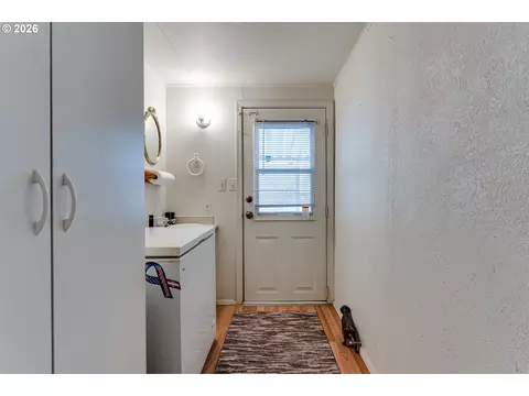 1400 Candlelight Dr #231, Eugene, OR 97402 photo 18