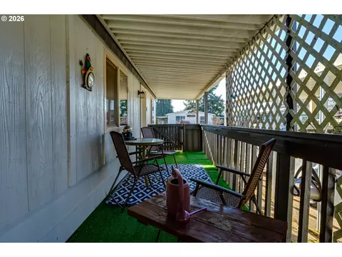 1400 Candlelight Dr #231, Eugene, OR 97402 photo 32