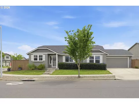 1371 Tirion Ave, Eugene, OR 97404