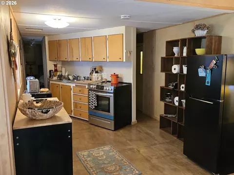 501 Division Ave #28, Eugene, OR 97404 photo 9