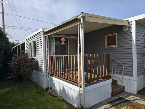 501 Division Ave #28, Eugene, OR 97404 photo 2