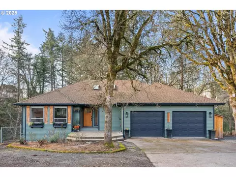 13660 NE Lake Shore Dr, Newberg, OR 97132