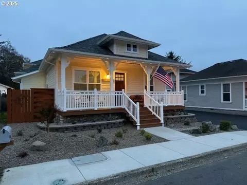 290 Harbor St, Florence, OR 97439