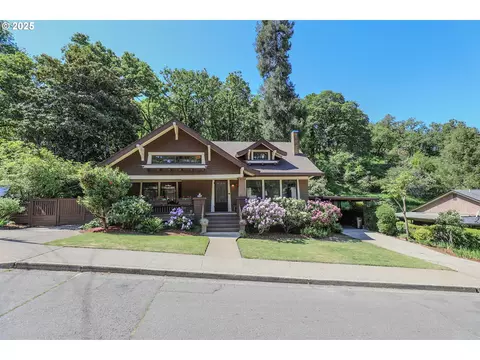 1397 SE Lane Ave, Roseburg, OR 97470