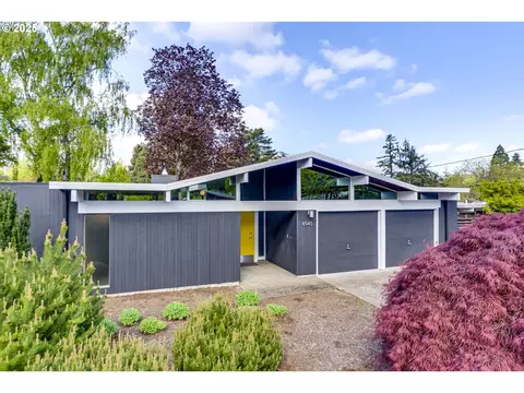 8545 SW Cecilia Ter, Portland, OR 97223