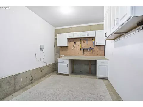 Other - 2731 SElliott Dr, Gresham, OR 97080 photo 12 of 13