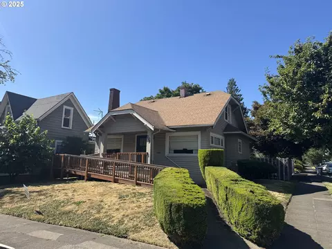 705 N Shaver St, Portland, OR 97227