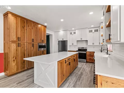 Kitchen - 5660 Austin Way, Eugene, OR 97402 photo 1 of 1