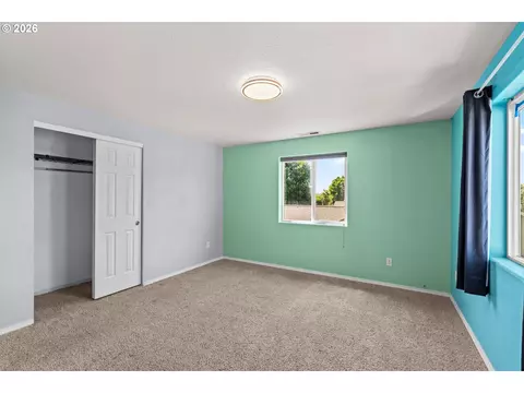 Bedroom - 5660 Austin Way, Eugene, OR 97402 photo 2 of 2