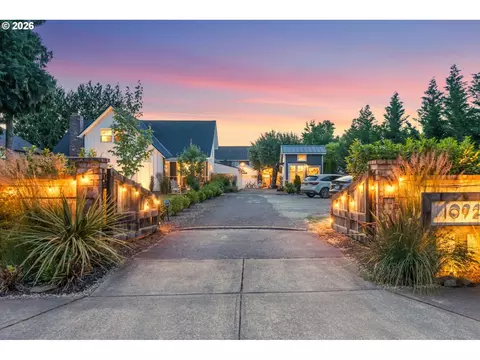 10925 SW Wilsonville Rd, Wilsonville, OR 97070