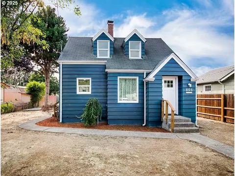 805 N Kelso Ave, Kelso, WA 98626