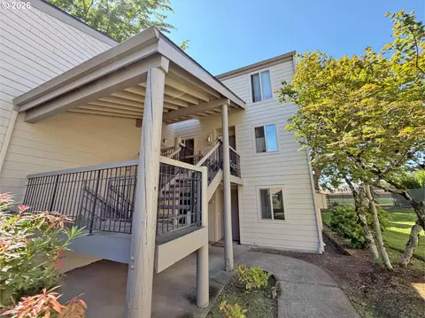 10163 SW Trapper Ter, Beaverton, OR 97008