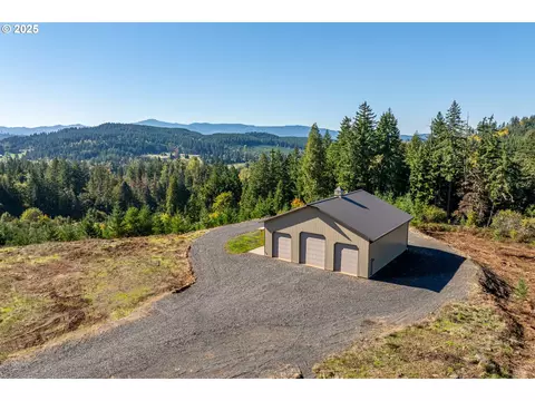 40224 Reuben Leigh Rd, Lowell, OR 97452
