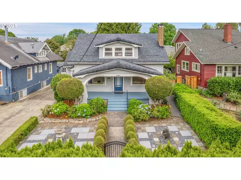 2437 NE 9th Ave, Portland, OR 97212