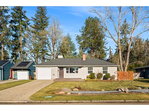 12175 SW Edgewood St, Portland, OR 97225