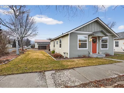 1005 Walnut St, Baker City, OR 97814