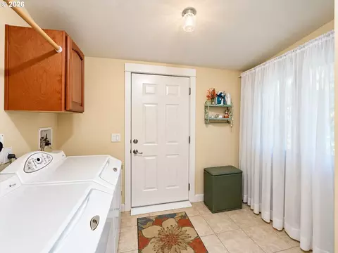 Other - 5343 Cobblestone Ln, Eugene, OR 97402 photo 7 of 8