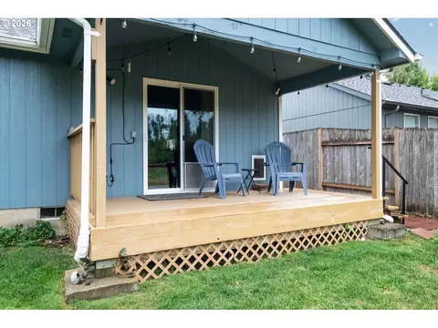 Exterior - 4241 Cole Way, Springfield, OR 97478 photo 6 of 6