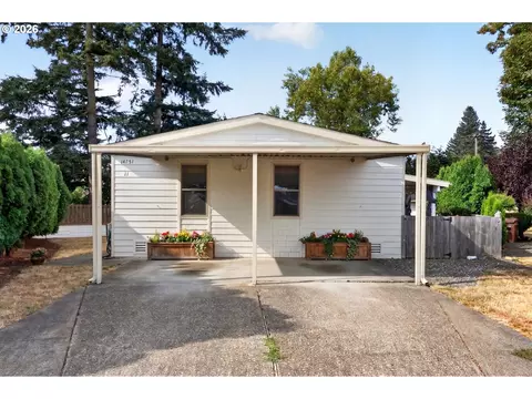 14751 Quail Grove Cir #11, Oregon City, OR 97045