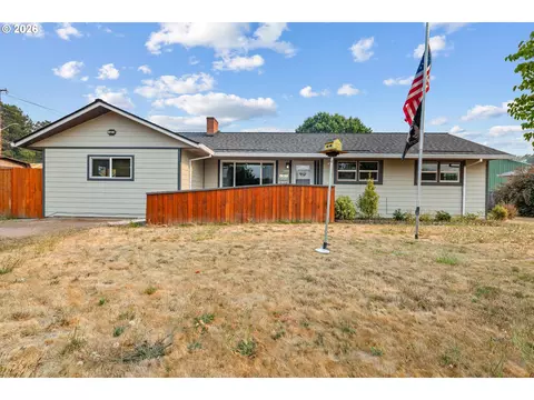 1610 NE 9th St, Mcminnville, OR 97128