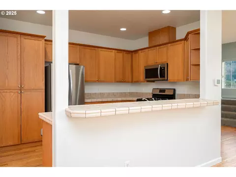 Kitchen - 1113 W Powell Blvd, Gresham, OR 97030 photo 2 of 5