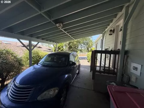 Exterior - 401 Hillside Loop, Seaside, OR 97138 photo 6 of 10