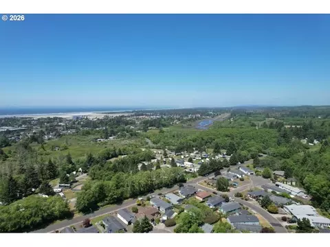 View/Area - 401 Hillside Loop, Seaside, OR 97138 photo 4 of 9