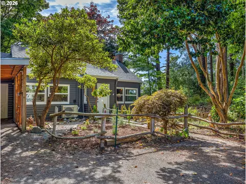 33232 Biwater Ln, Warrenton, OR 97146