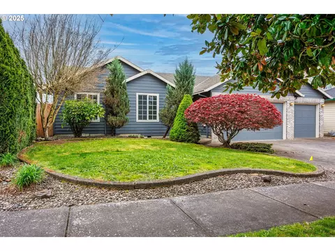 22054 NE Failing St, Fairview, OR 97024