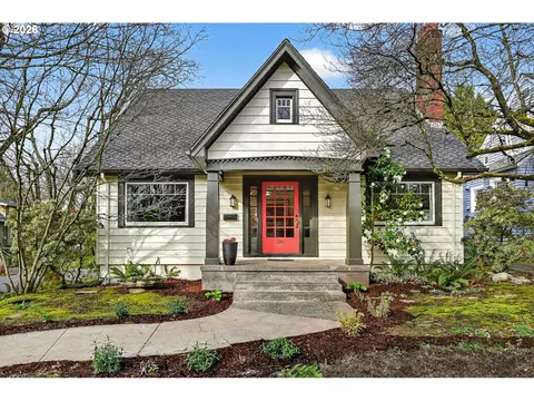 2705 NE 40th Ave, Portland, OR 97212