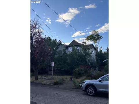 3533 N Baldwin St, Portland, OR 97217