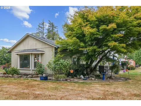 Exterior - 31563 SE Lusted Rd, Gresham, OR 97080 photo 7 of 8