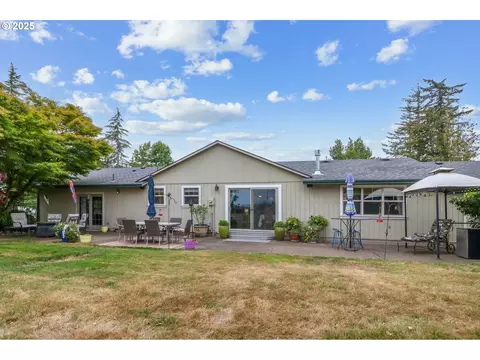 Exterior - 31563 SE Lusted Rd, Gresham, OR 97080 photo 6 of 8