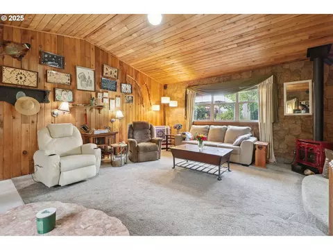 Living - 31563 SE Lusted Rd, Gresham, OR 97080 photo 3 of 3