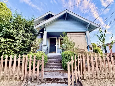 9102 NE Glisan St, Portland, OR 97220